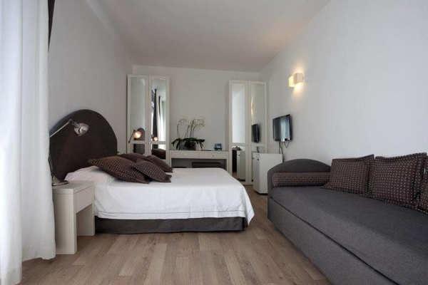 Hotel Mediterraneo